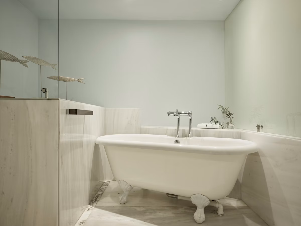 Executive Suite 2