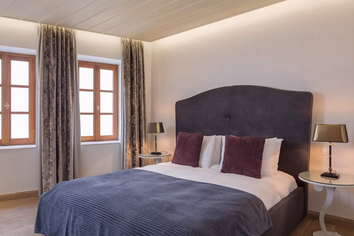 Ottoman Suite 2