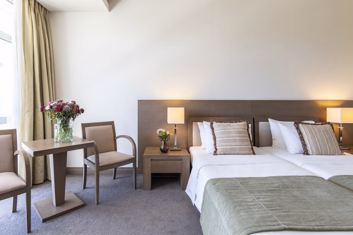 Deluxe Room 2