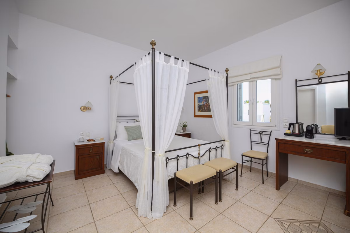 The Suite 1
