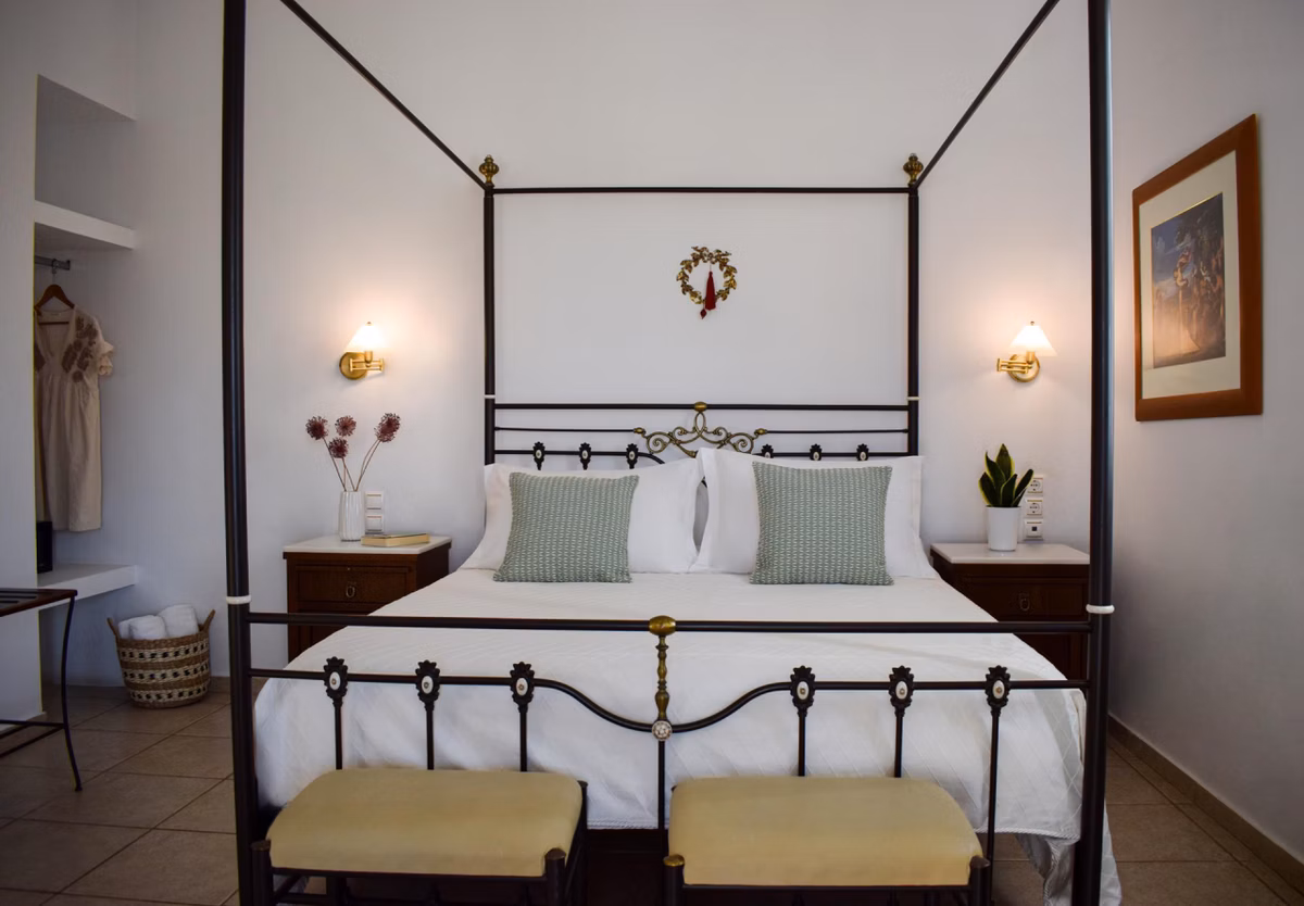 The Suite 2