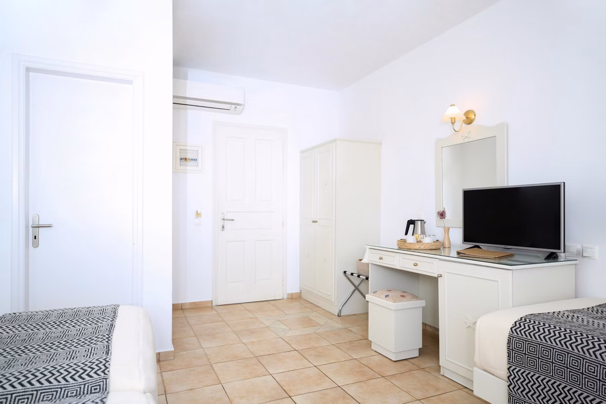 Triple Room 2