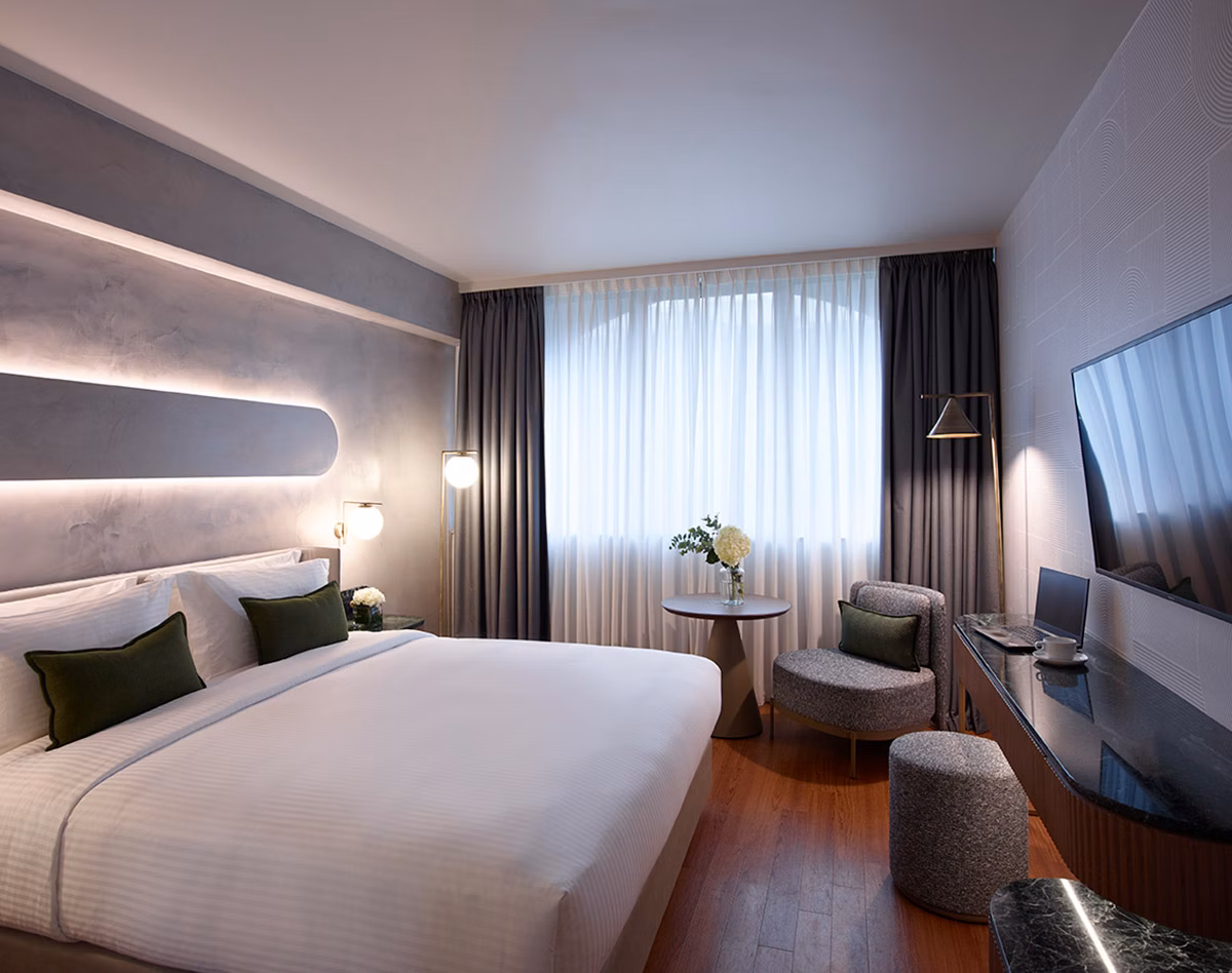 Premier Room 1