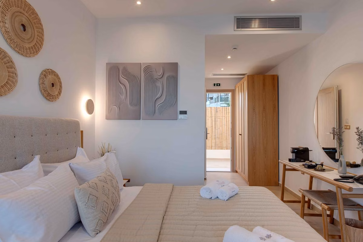 Deluxe Double Room Sea View 5