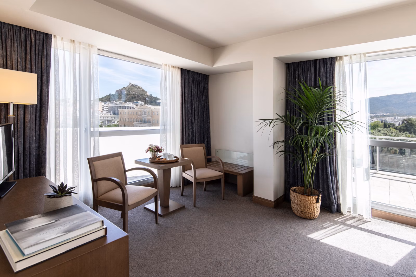 Amalia Hotel Athens in the city centre