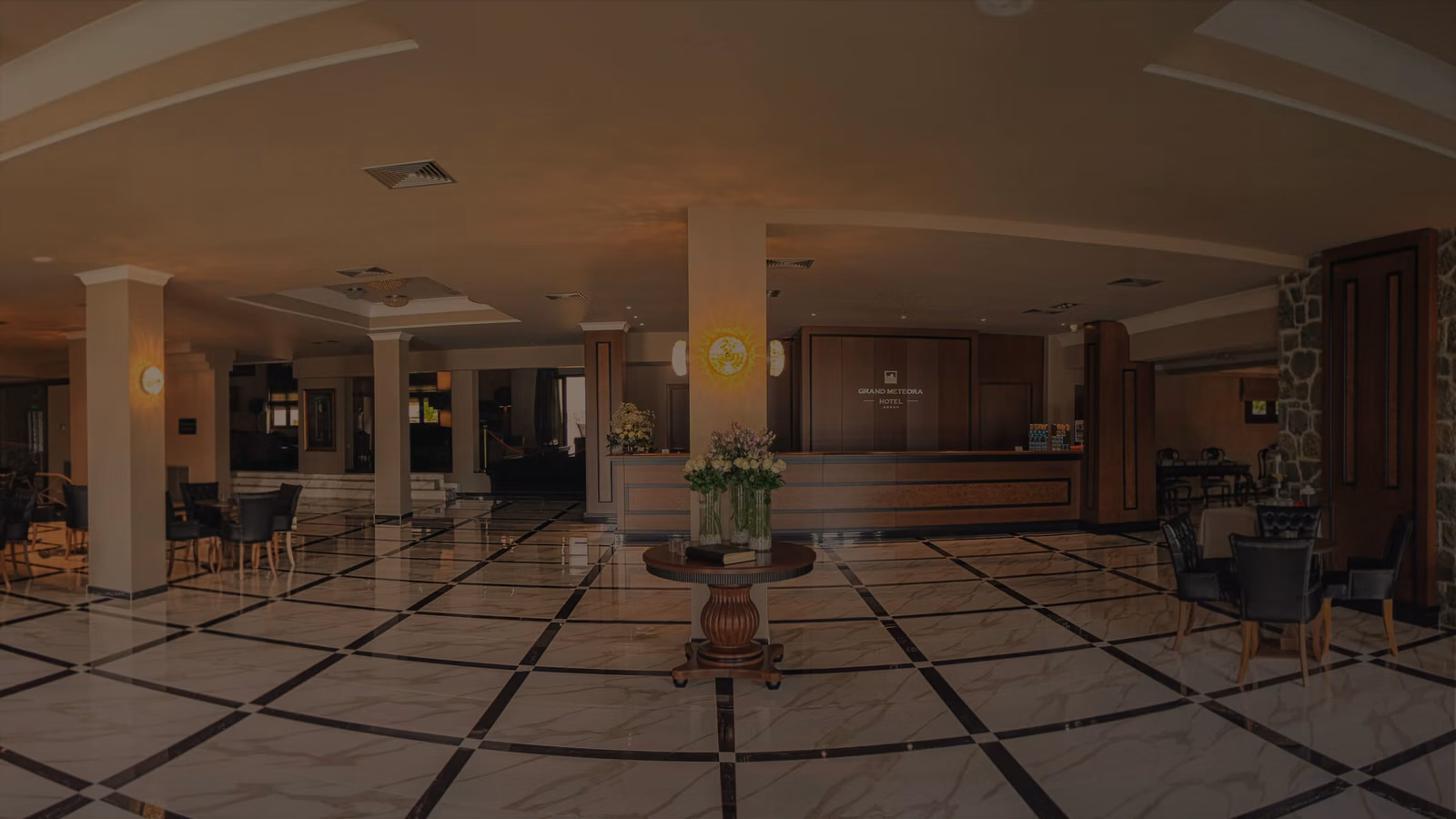 Grand Meteora Hotel